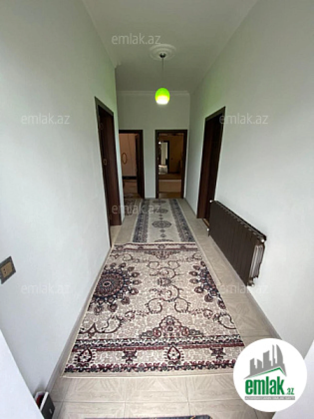 Satılır 3 otaqlı yeni tikili 400 m²