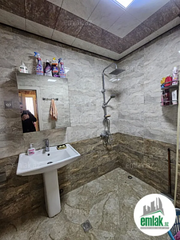 Satılır 2 otaqlı yeni tikili 42 m²