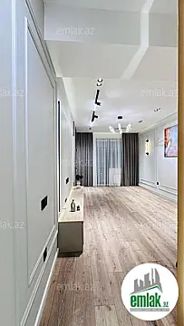 Satılır 3 otaqlı yeni tikili 85 m²