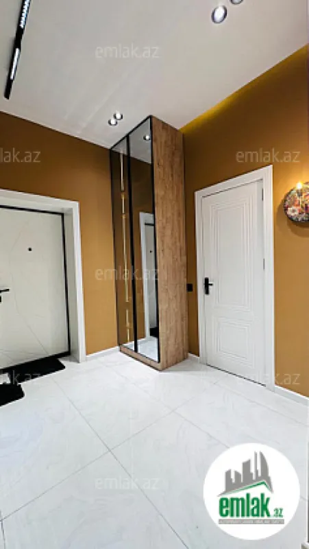 Satılır 3 otaqlı yeni tikili 85 m²