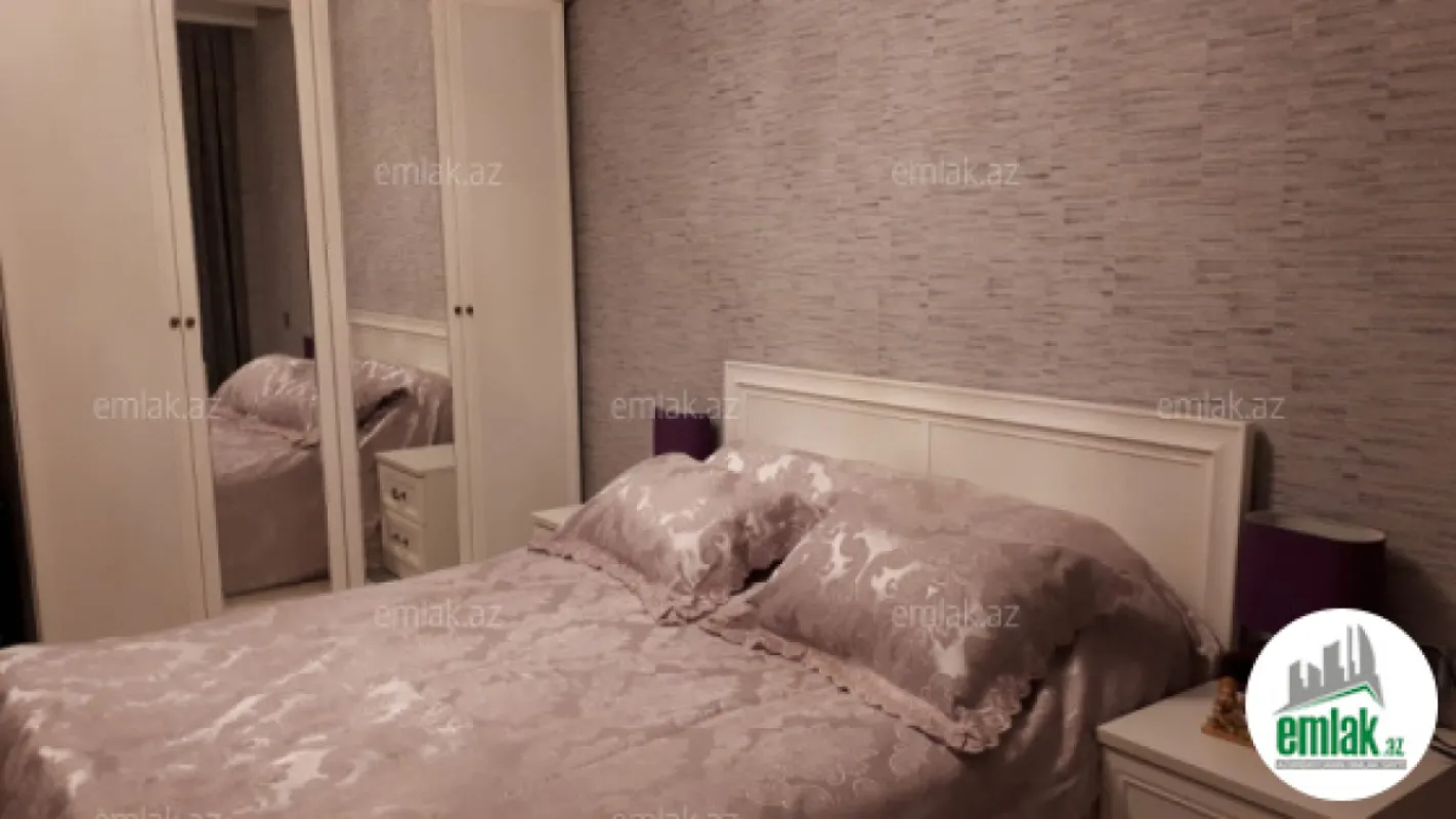 Satılır 3 otaqlı yeni tikili 76 m²