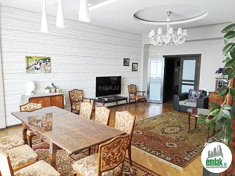Satılır 3 otaqlı yeni tikili 137 m²