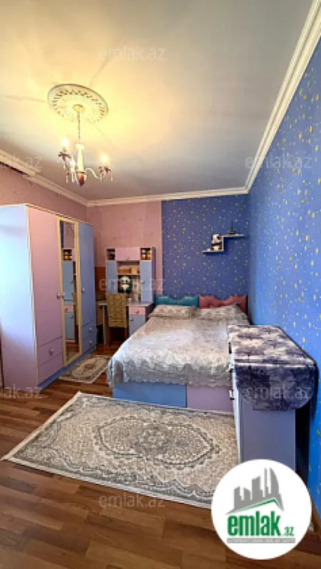 Satılır 3 otaqlı köhnə tikili 70 m²