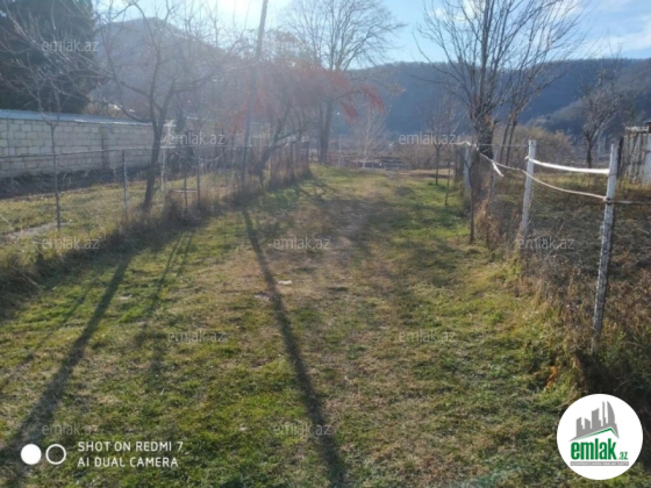 Satılır torpaq sahəsi 200 m²