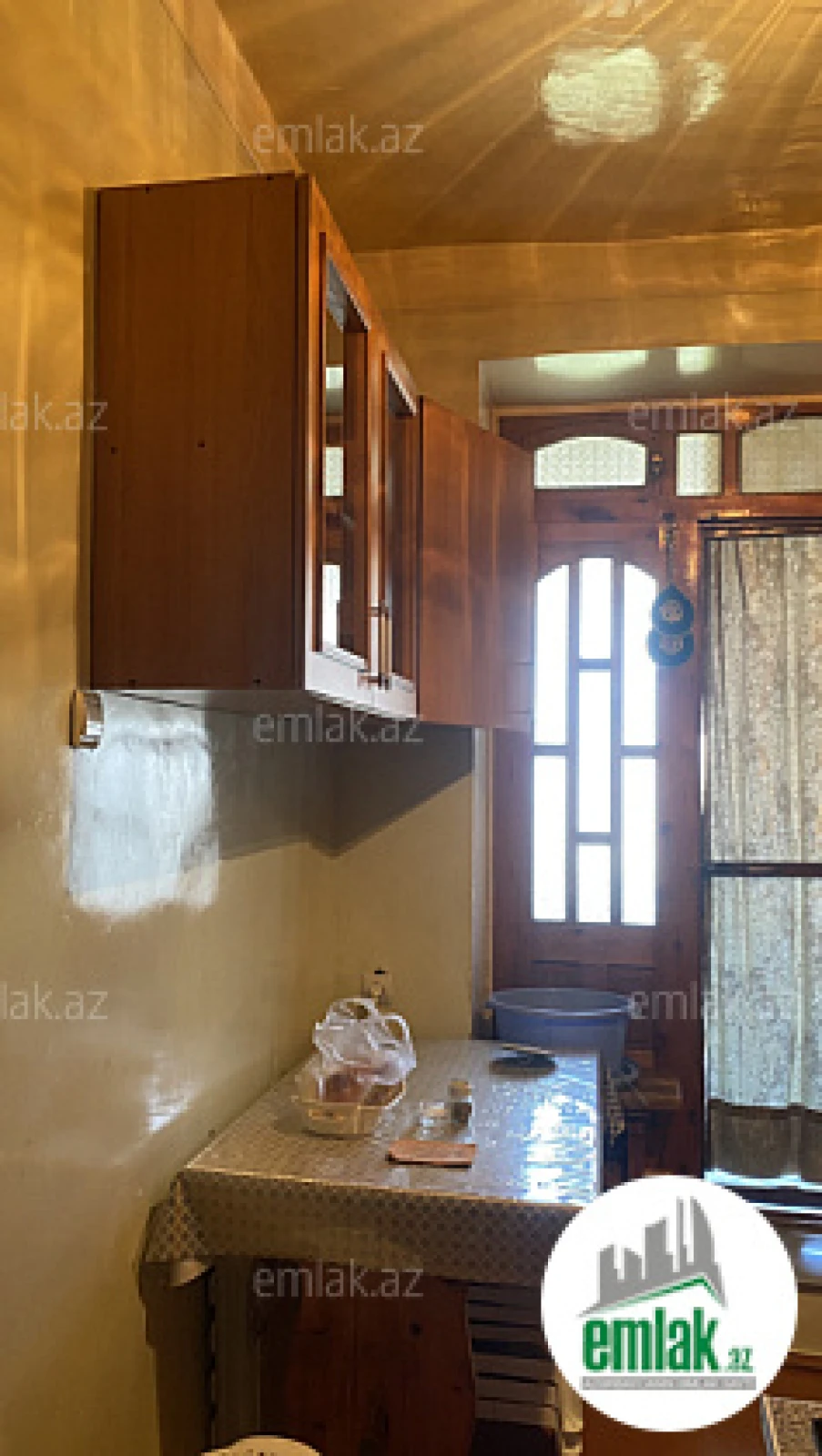 Satılır 3 otaqlı köhnə tikili 72 m²