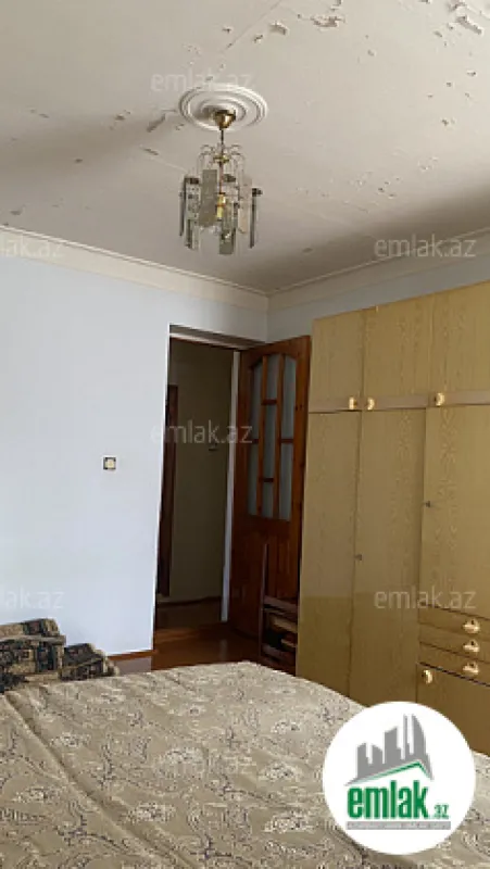 Satılır 3 otaqlı köhnə tikili 72 m²