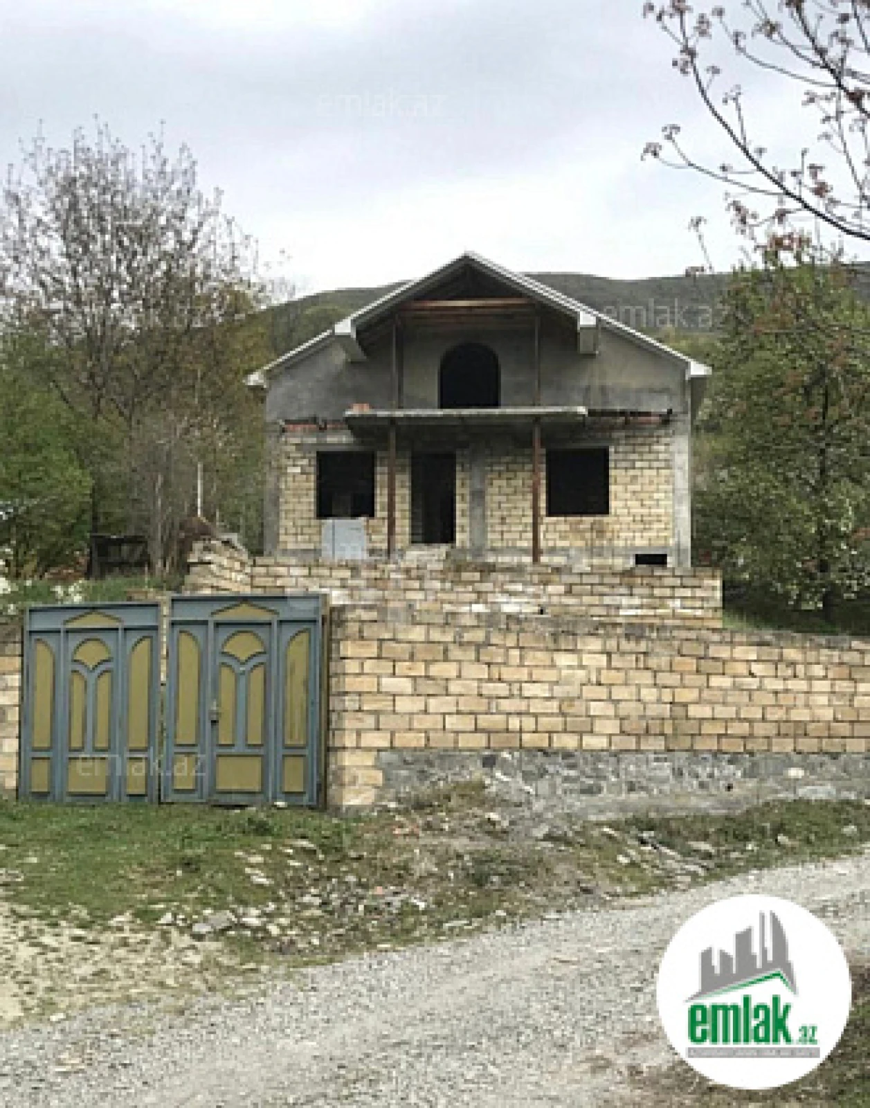 Satılır 6 otaqlı yeni tikili 300 m²