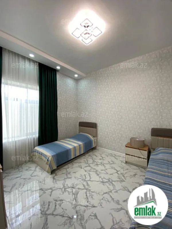 Satılır 4 otaqlı həyət evi 150 m²