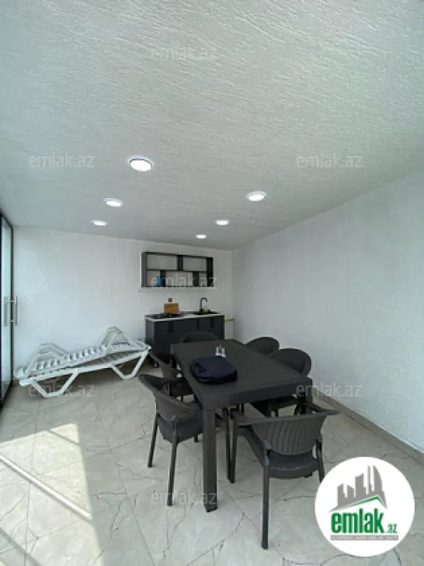 Satılır 4 otaqlı həyət evi 150 m²