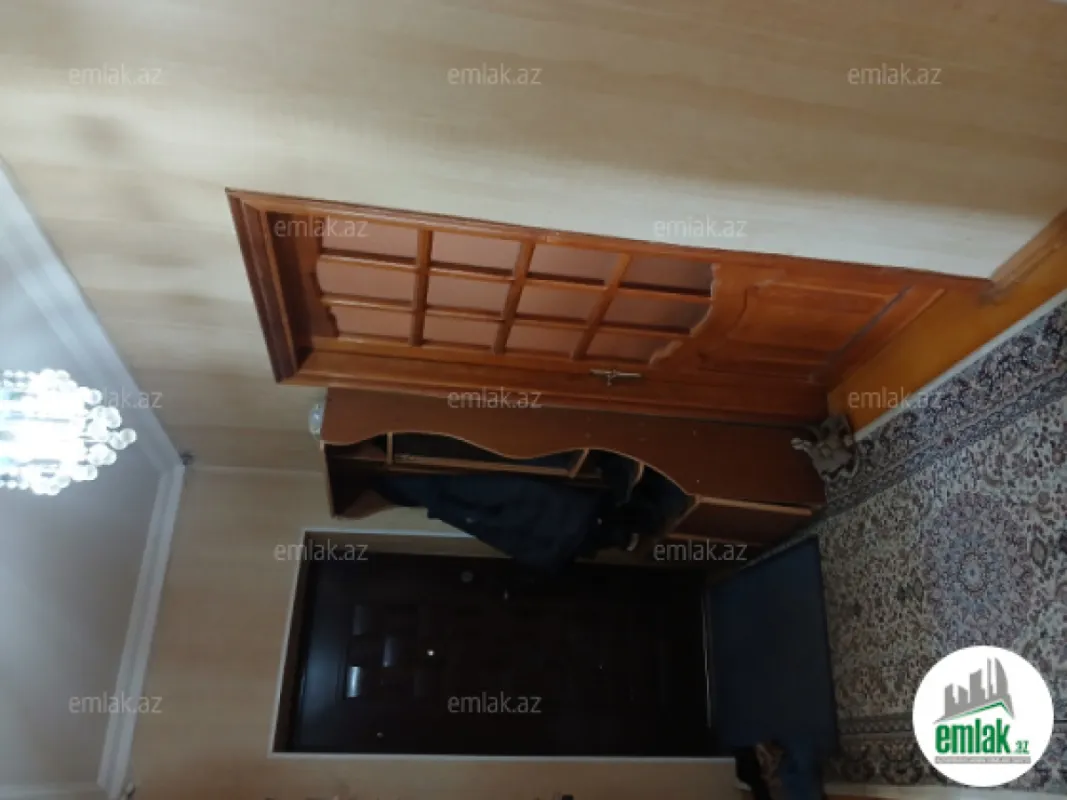 Satılır 3 otaqlı köhnə tikili 68 m²