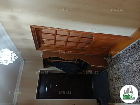 Satılır 3 otaqlı köhnə tikili 68 m²