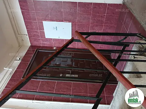 Satılır 3 otaqlı köhnə tikili 68 m²