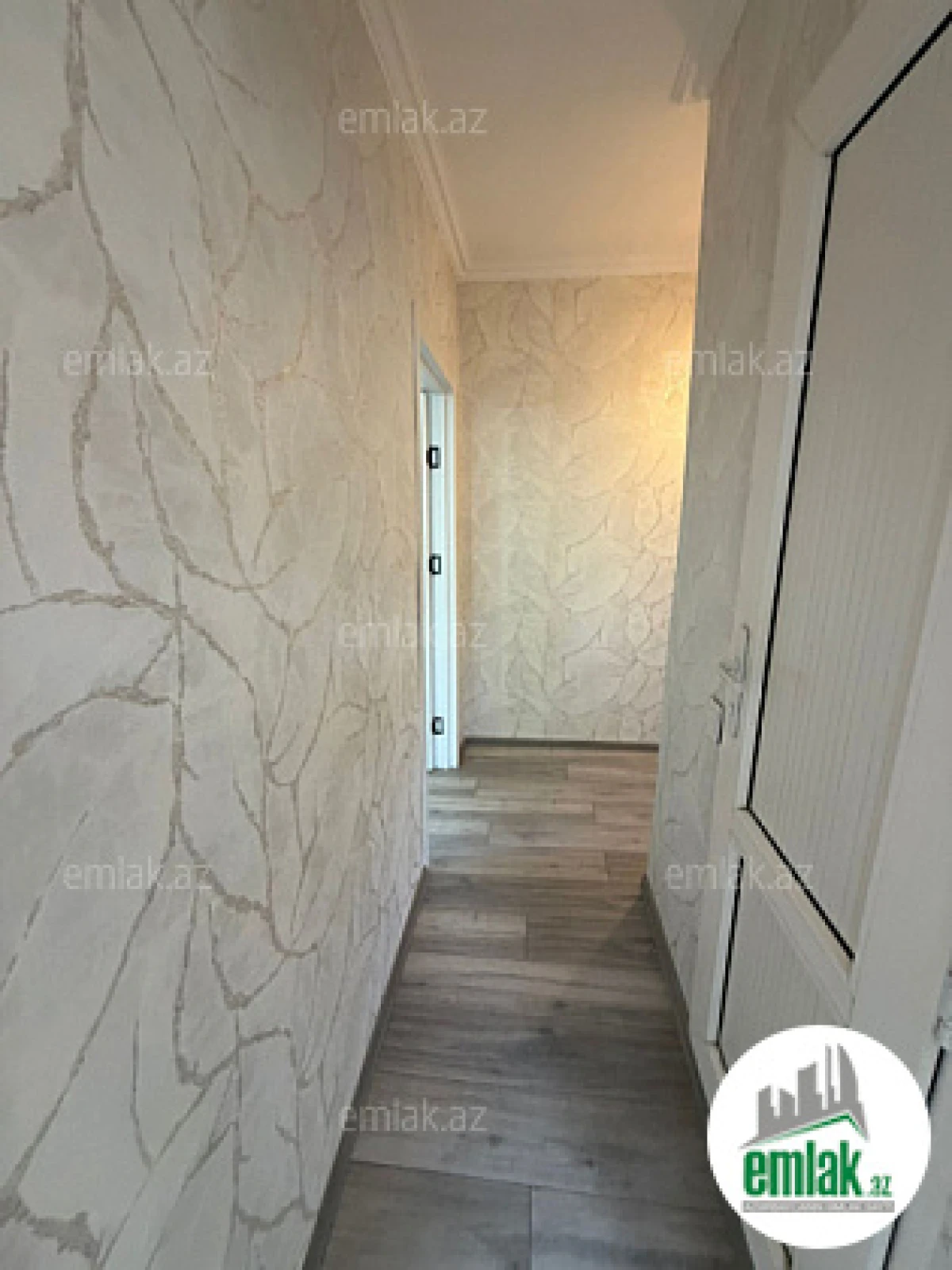 Satılır 2 otaqlı köhnə tikili 40 m²