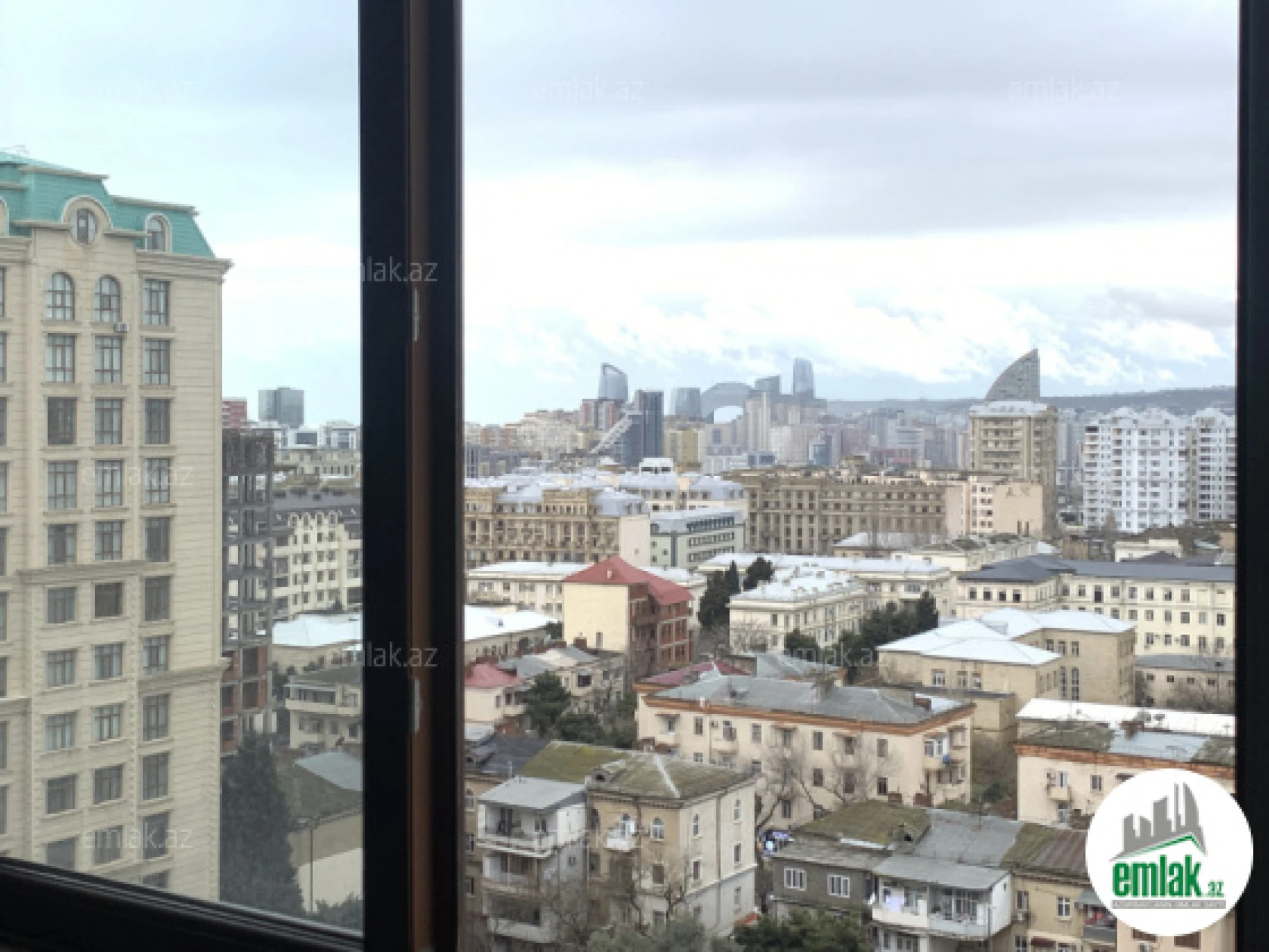 Satılır 4 otaqlı yeni tikili 117 m²