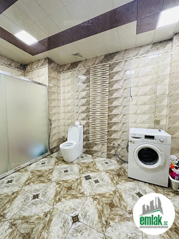 Satılır 3 otaqlı ofis 160 m²