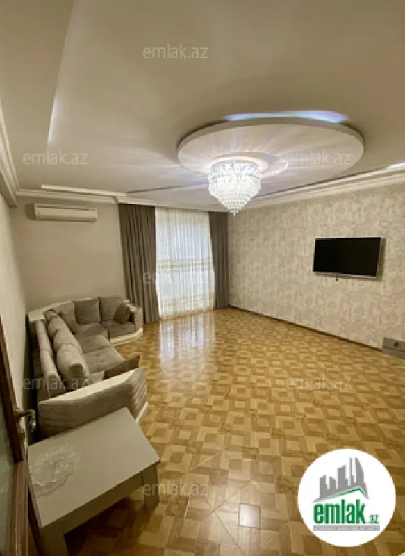 Satılır 3 otaqlı ofis 160 m²