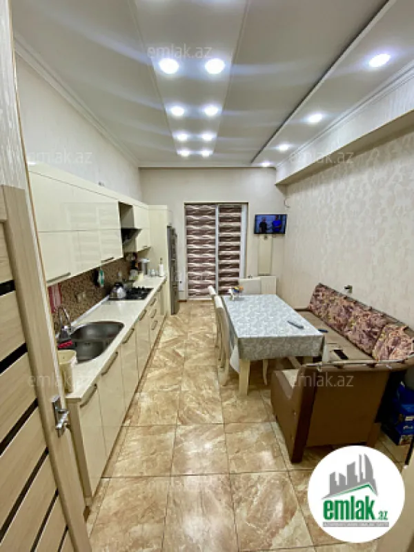 Satılır 3 otaqlı ofis 160 m²