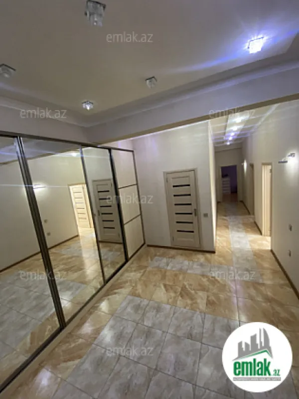 Satılır 3 otaqlı ofis 160 m²