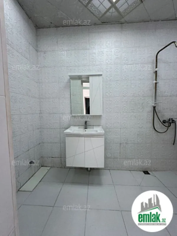 Satılır 2 otaqlı həyət evi 70 m²