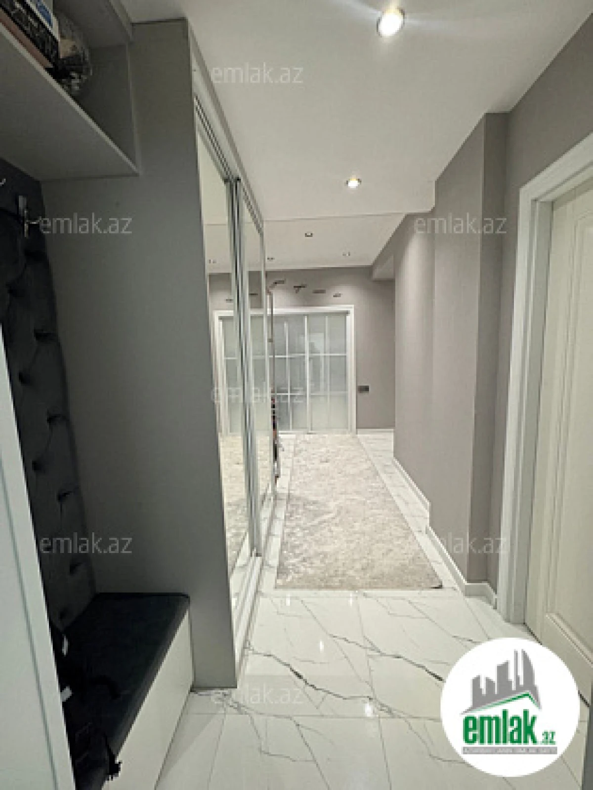Satılır 3 otaqlı yeni tikili 83 m²