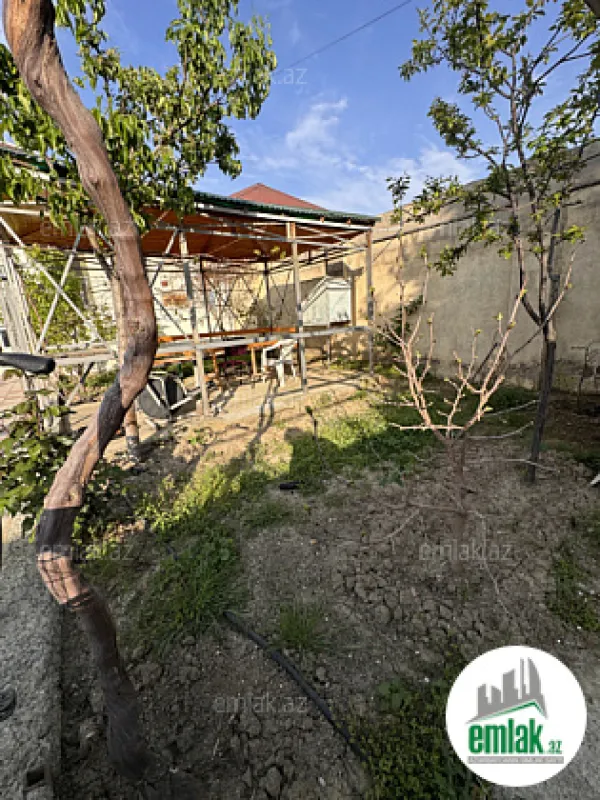 Satılır 3 otaqlı həyət evi 130 m²