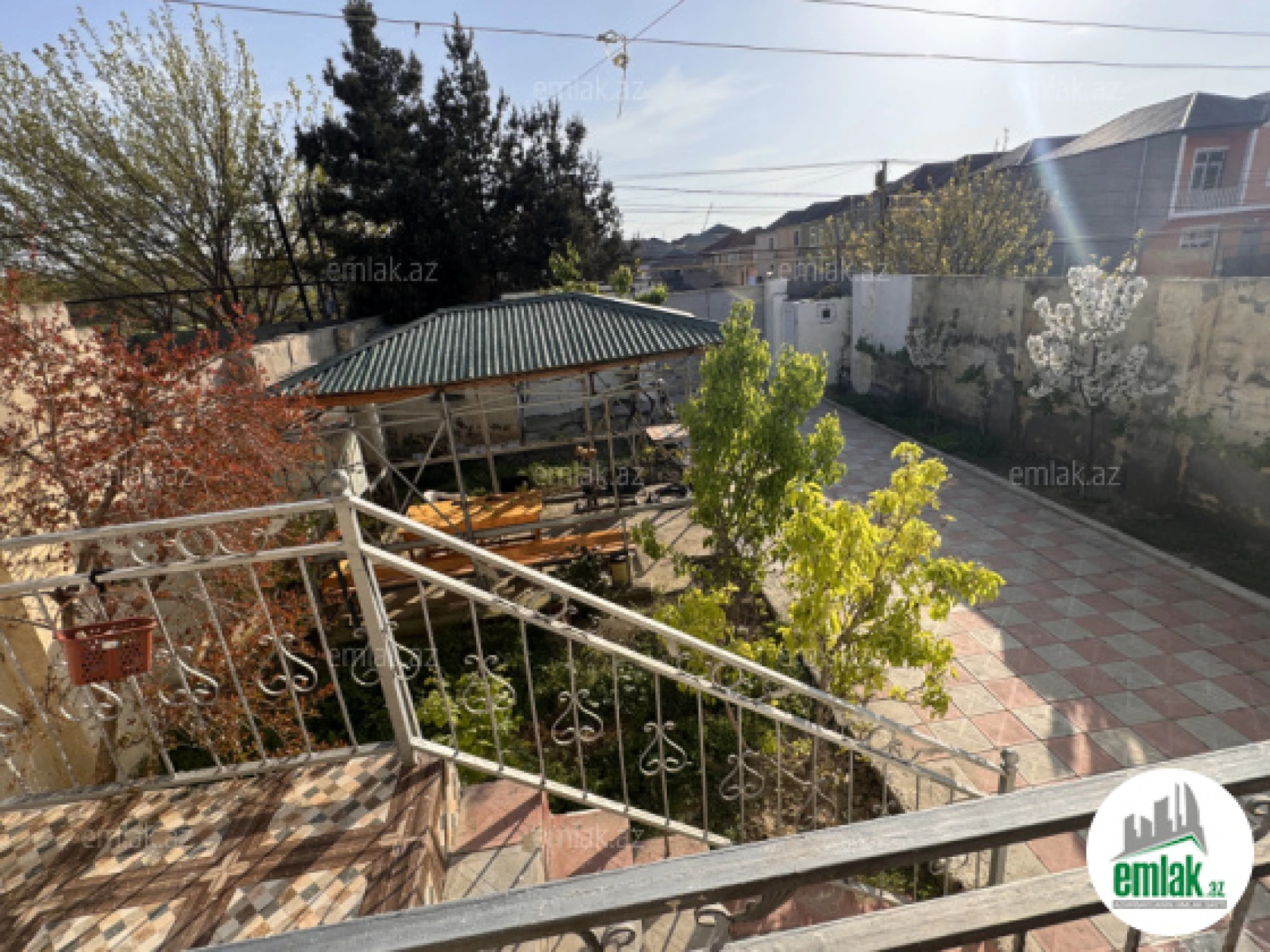 Satılır 3 otaqlı həyət evi 130 m²