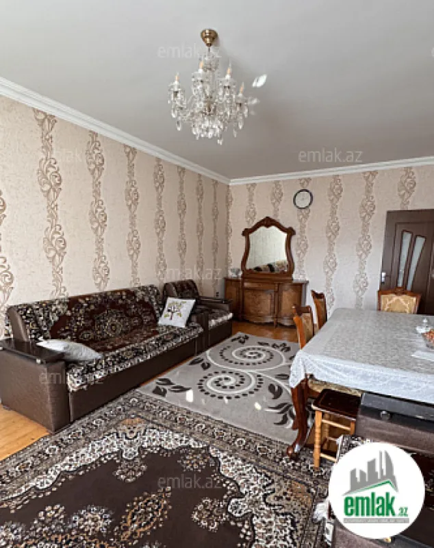 Satılır 3 otaqlı həyət evi 130 m²