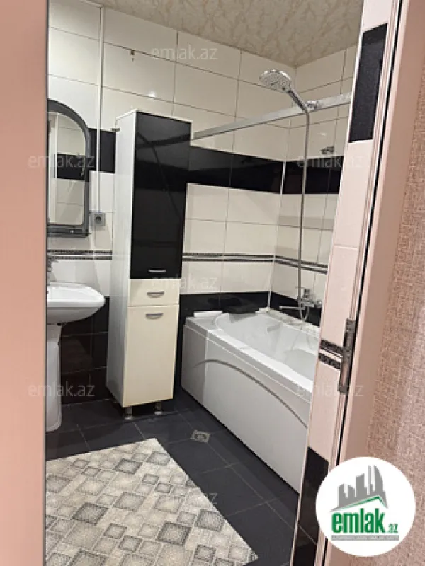 Satılır 3 otaqlı həyət evi 130 m²