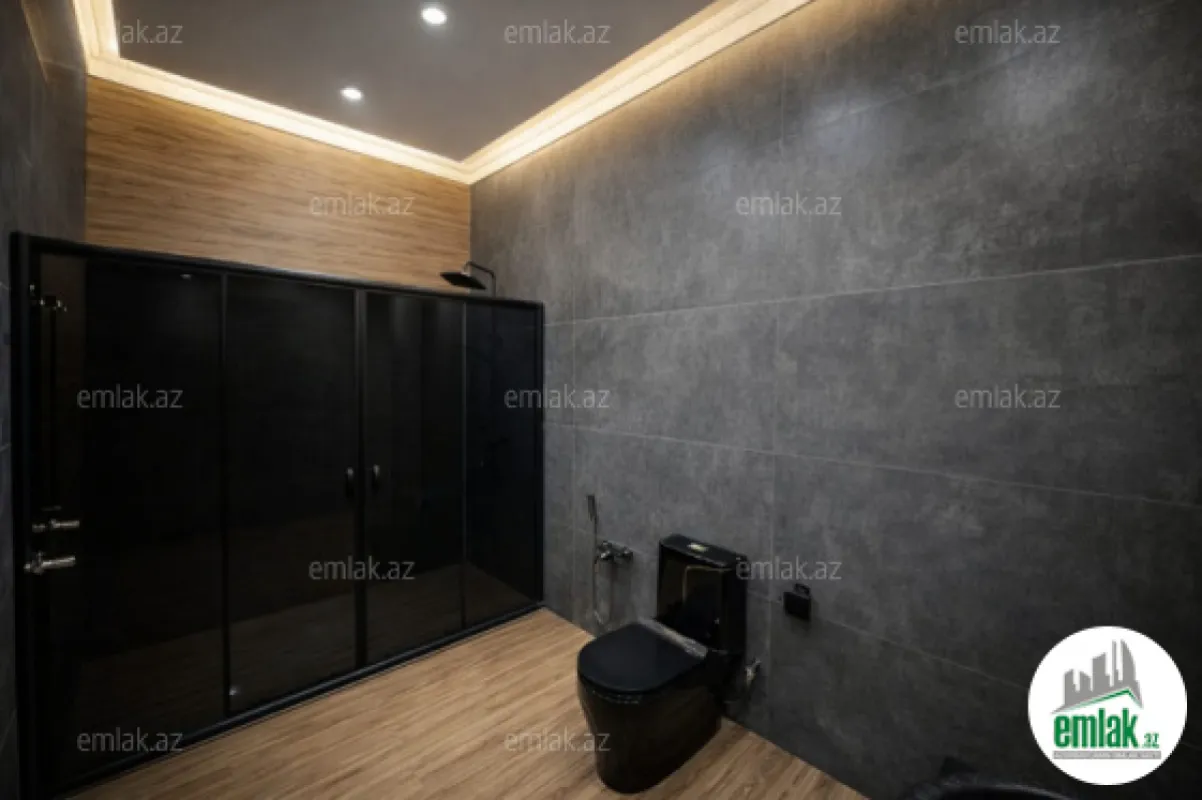 Satılır 5 otaqlı mənzil 200 m²