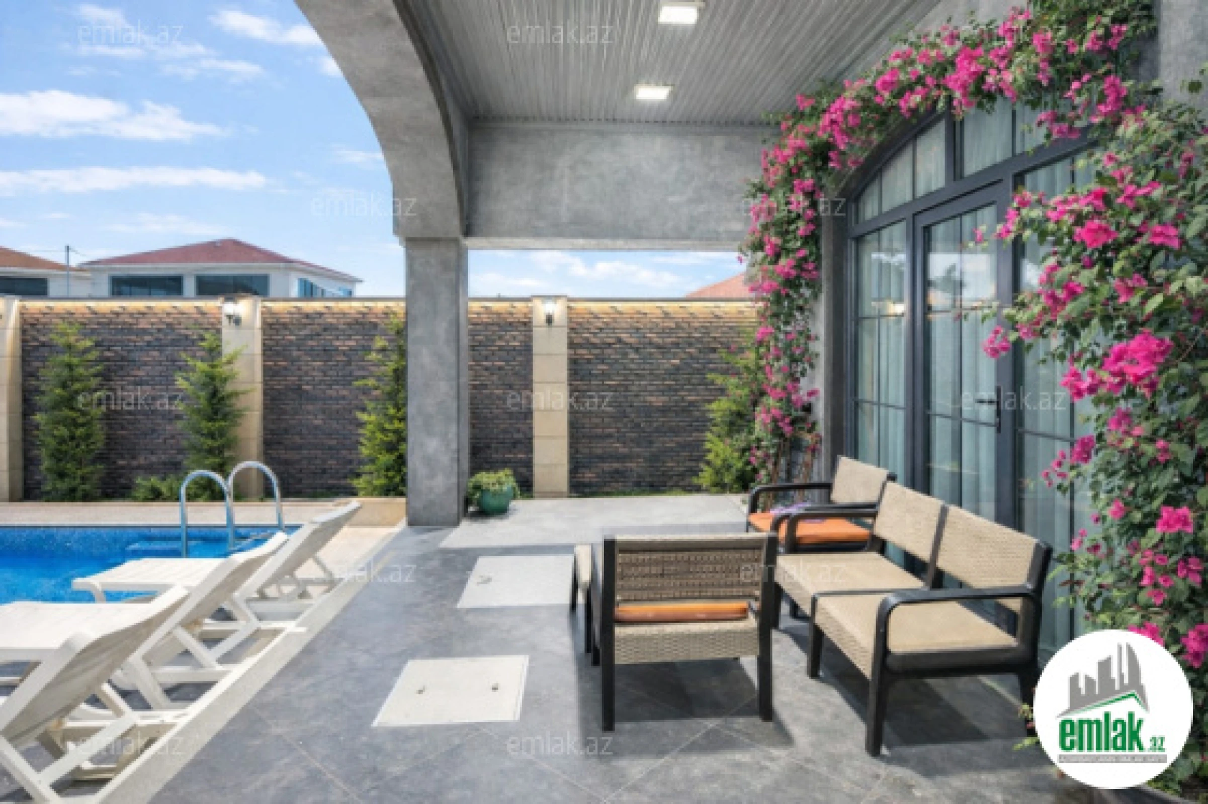 Satılır 5 otaqlı mənzil 200 m²