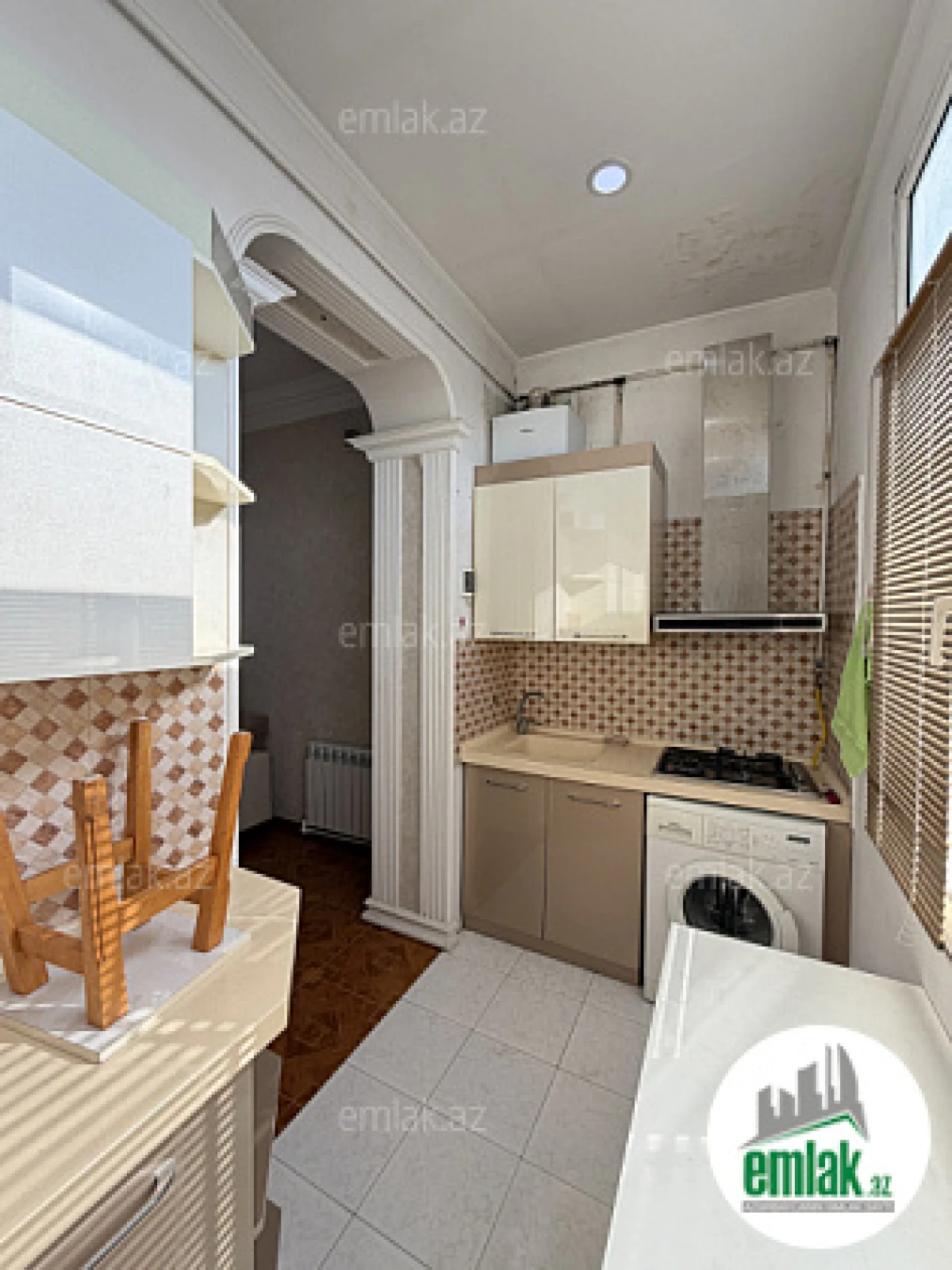 Satılır 2 otaqlı köhnə tikili 45 m²