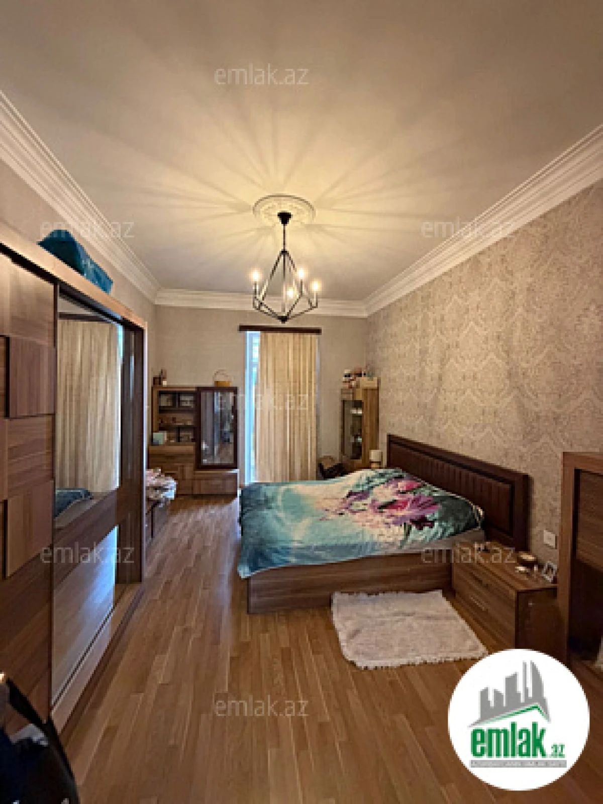 Satılır 2 otaqlı köhnə tikili 45 m²