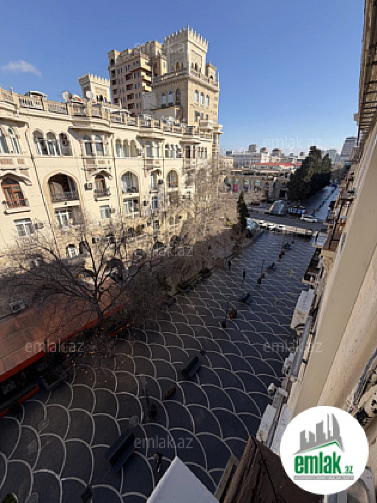 Satılır 2 otaqlı köhnə tikili 45 m²