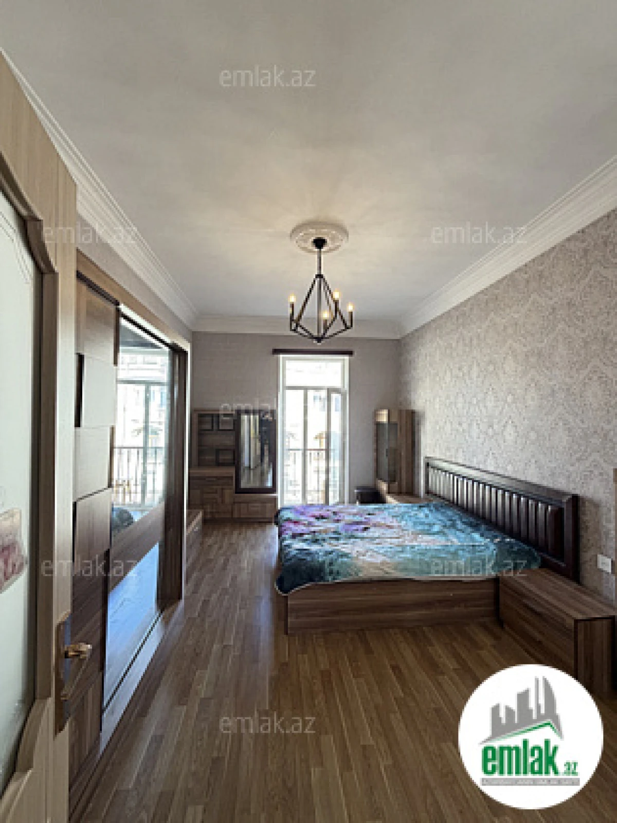 Satılır 2 otaqlı köhnə tikili 45 m²