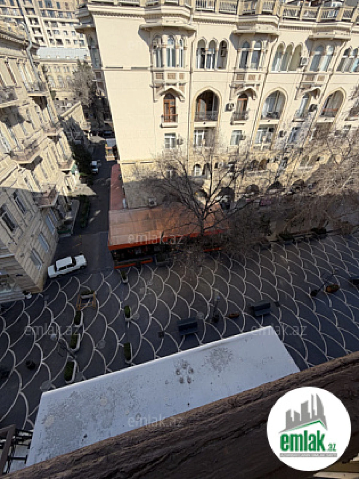 Satılır 2 otaqlı köhnə tikili 45 m²