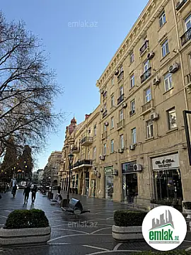 Satılır 2 otaqlı köhnə tikili 45 m² — Bakı 2 otaq 45.00 m²