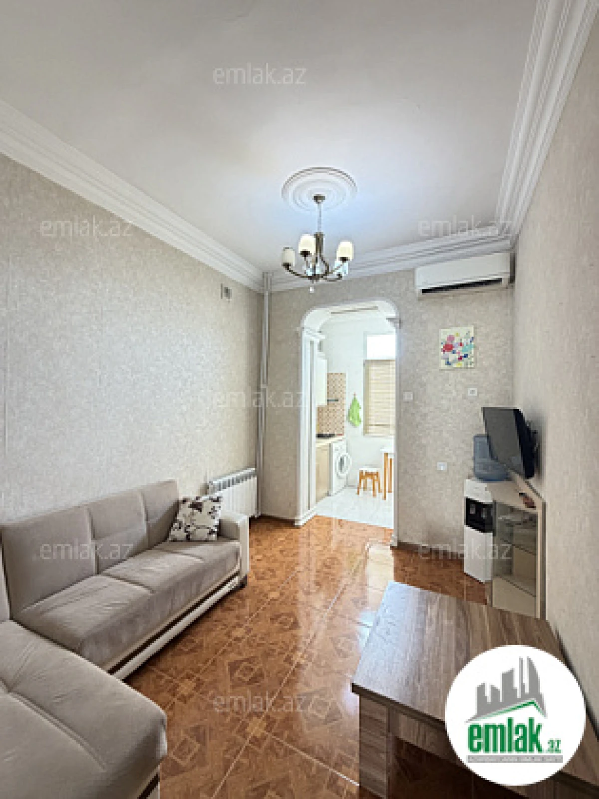 Satılır 2 otaqlı köhnə tikili 45 m²