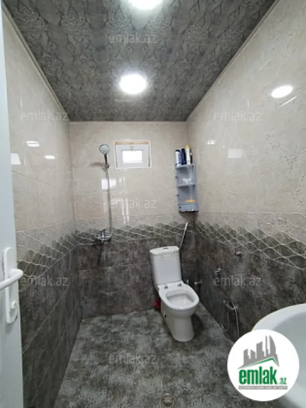 Satılır 4 otaqlı həyət evi 160 m²