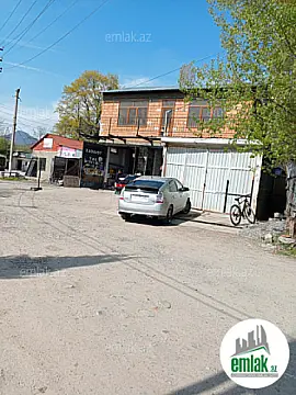 Satılır 4 otaqlı obyekt 140 m²