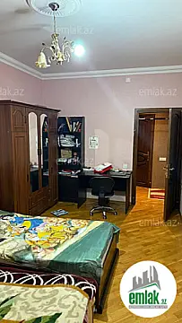 Satılır 3 otaqlı yeni tikili 140 m²