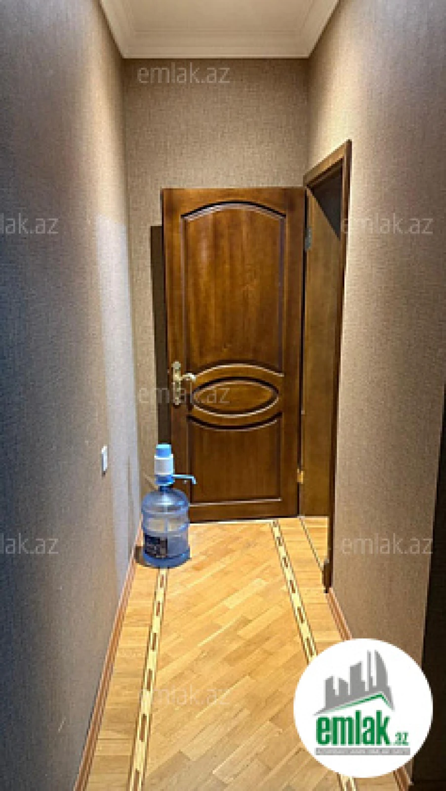 Satılır 3 otaqlı yeni tikili 140 m²