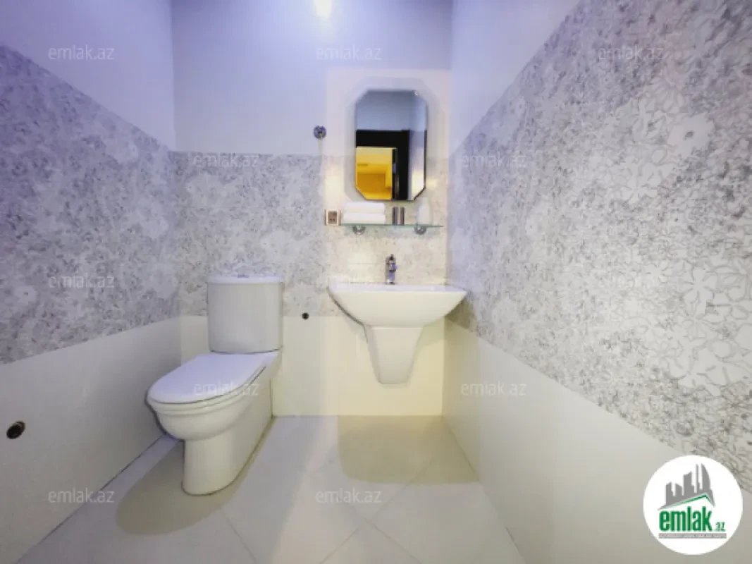 Satılır 3 otaqlı yeni tikili 130 m²