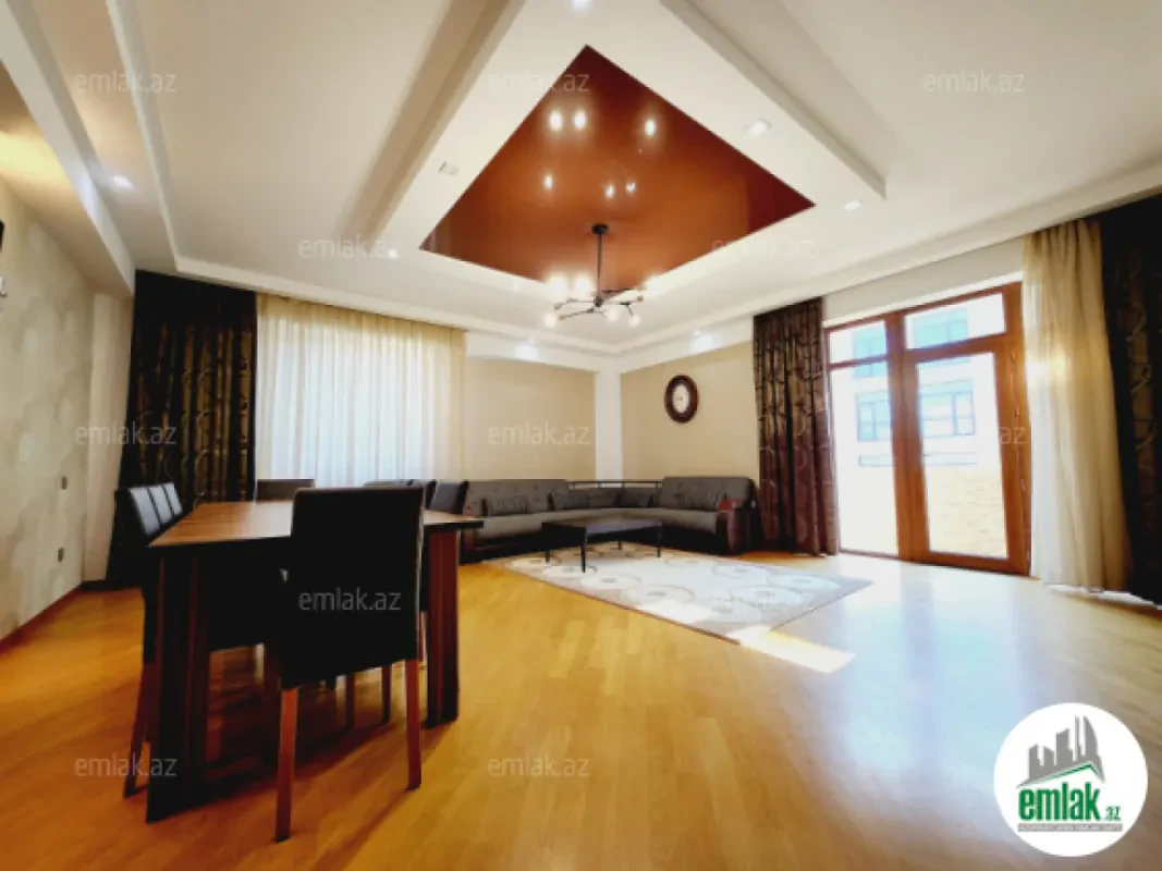 Satılır 3 otaqlı yeni tikili 130 m²
