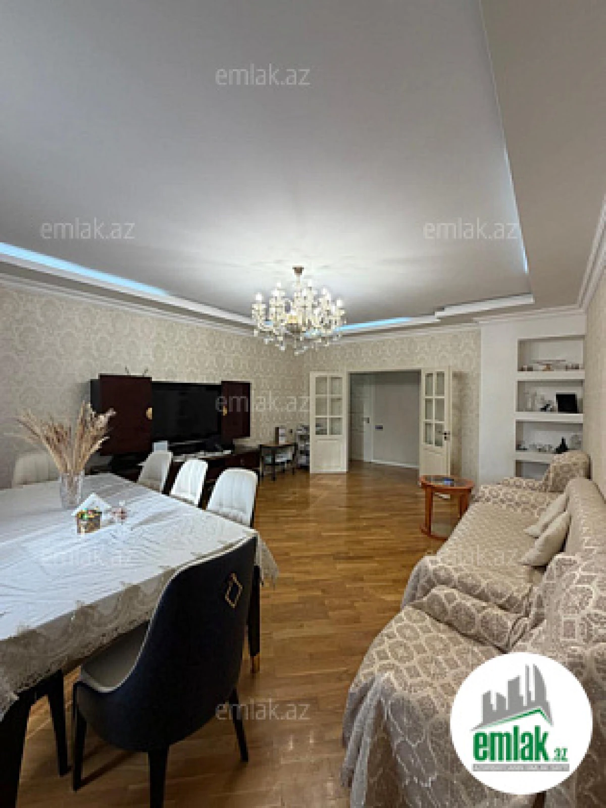 Satılır 3 otaqlı yeni tikili 140 m²