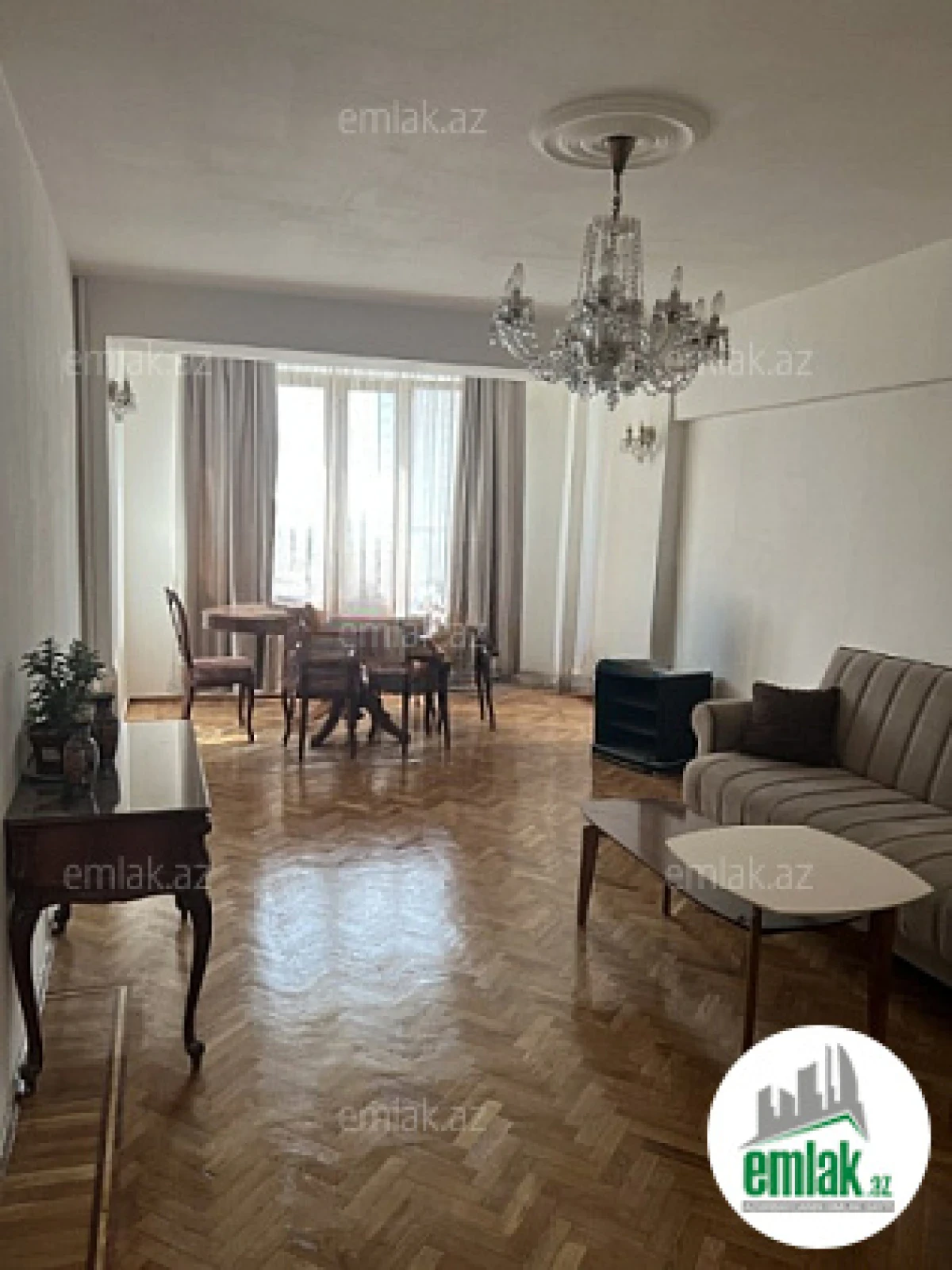 Satılır 3 otaqlı köhnə tikili 85 m²
