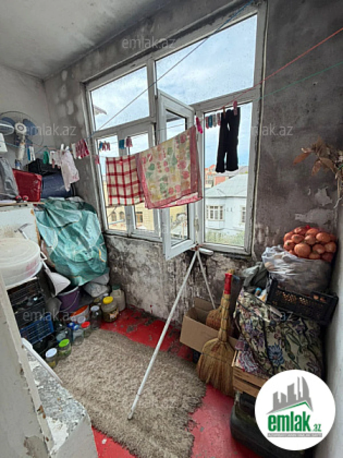 Satılır 2 otaqlı köhnə tikili 55 m²