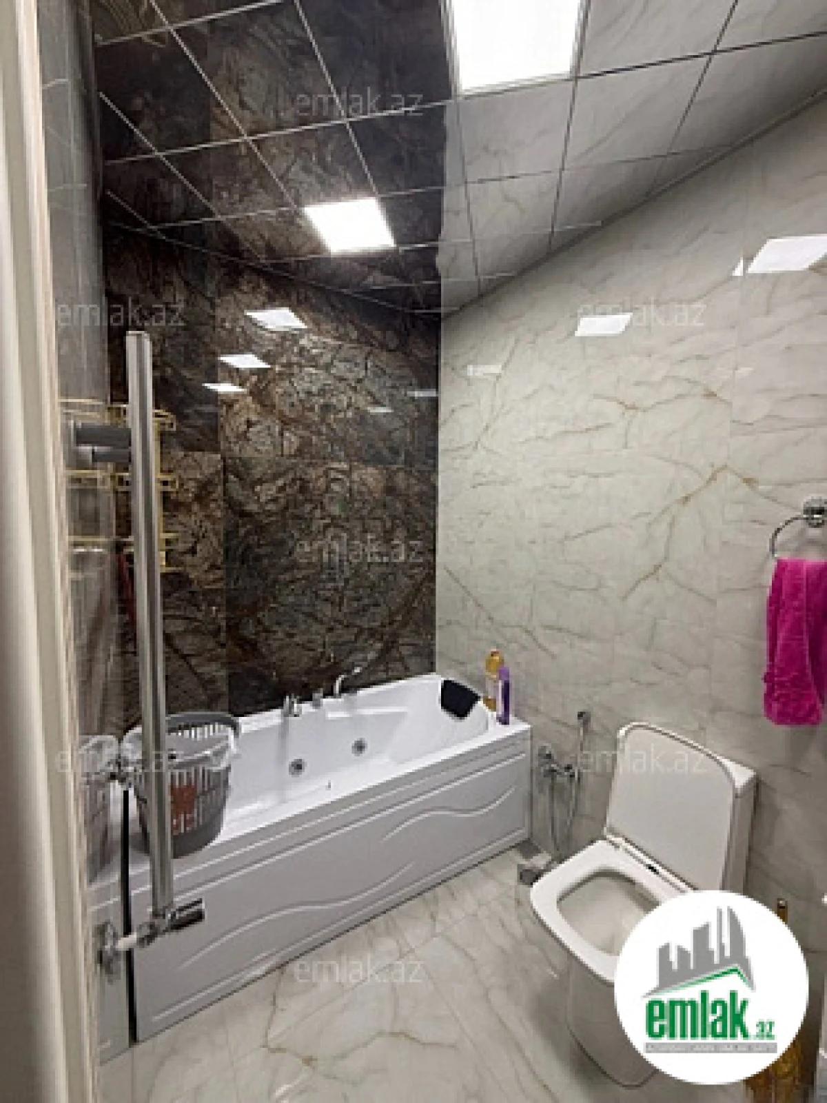 Satılır 4 otaqlı yeni tikili 180 m²