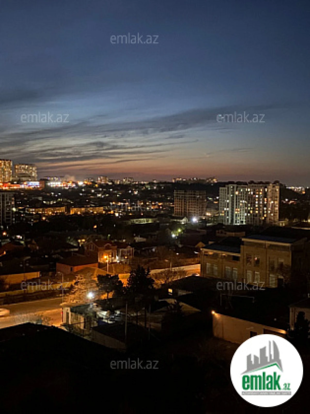 Satılır 3 otaqlı köhnə tikili 85 m²
