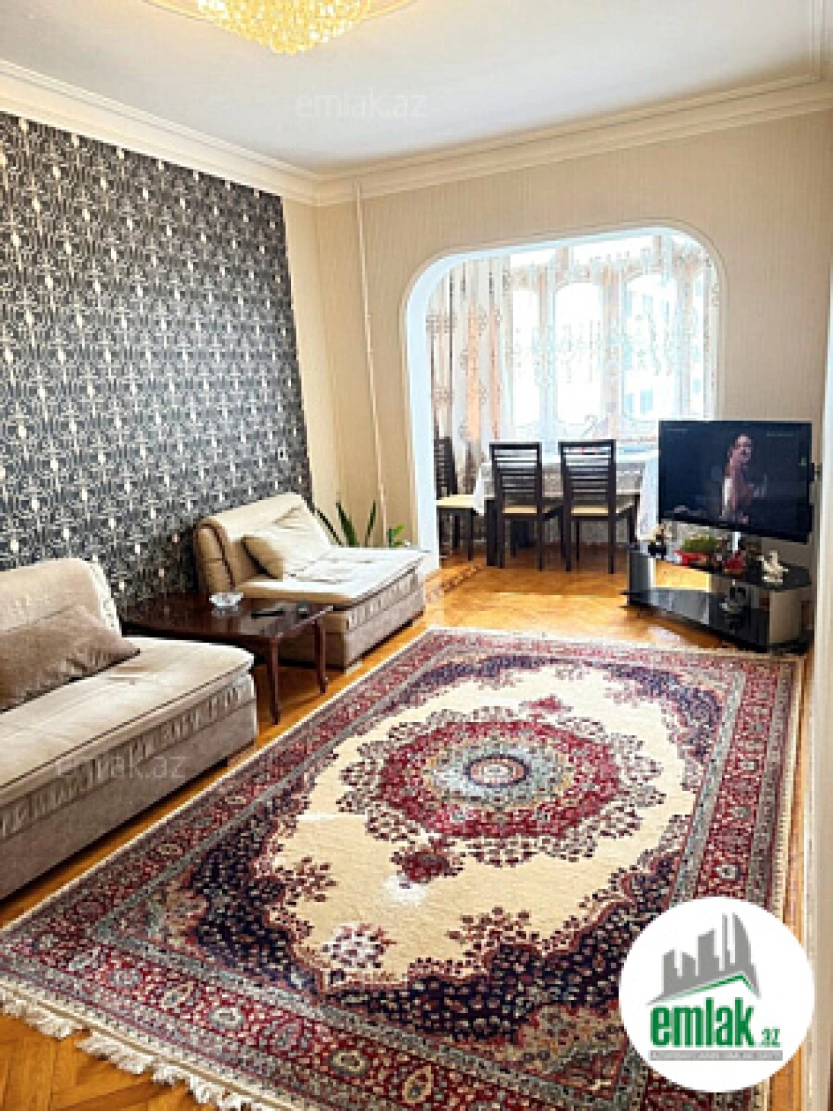 Satılır 3 otaqlı köhnə tikili 90 m²