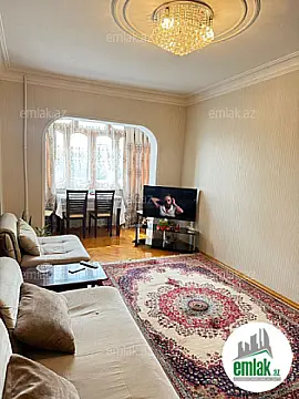 Satılır 3 otaqlı köhnə tikili 90 m² — Bakı 3 otaq 90.00 m²